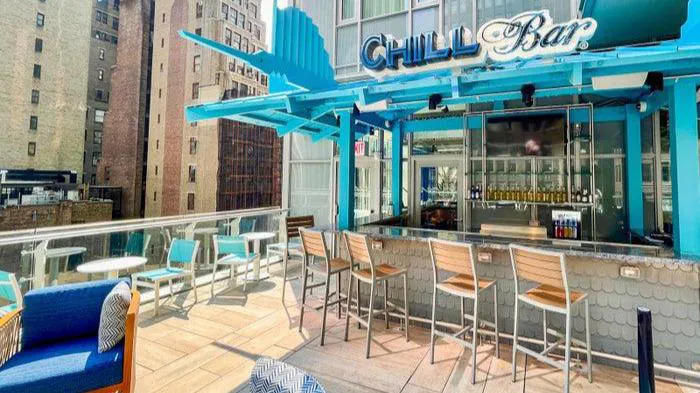 License to Chill Bar - Times Square Picture 4