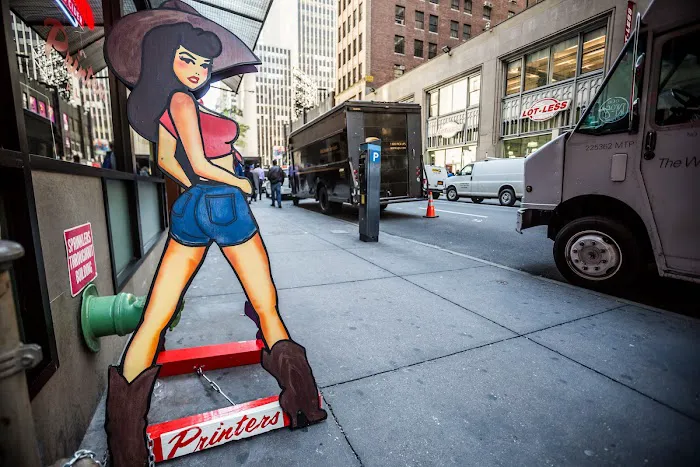 Printers Alley Picture 7