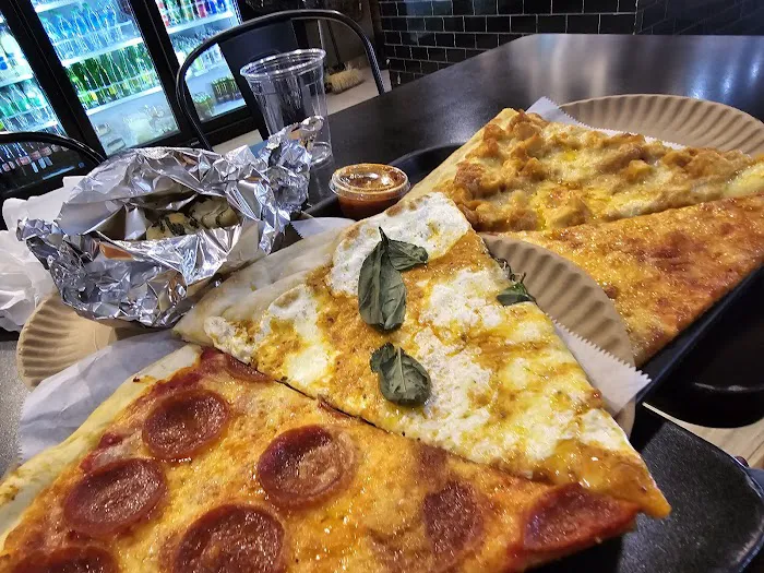 Carnegie Pizza Picture 6