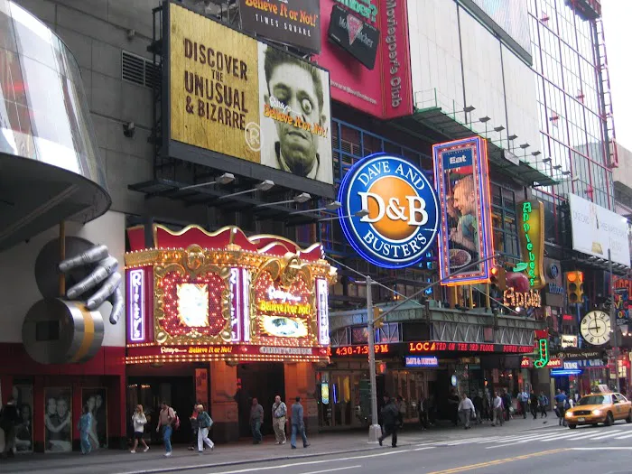 Dave & Buster's New York City - Times Square Picture 4