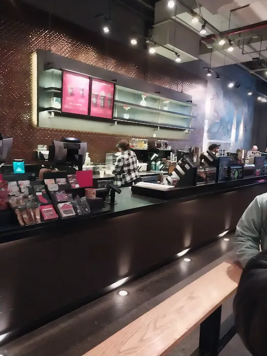Starbucks Picture 1