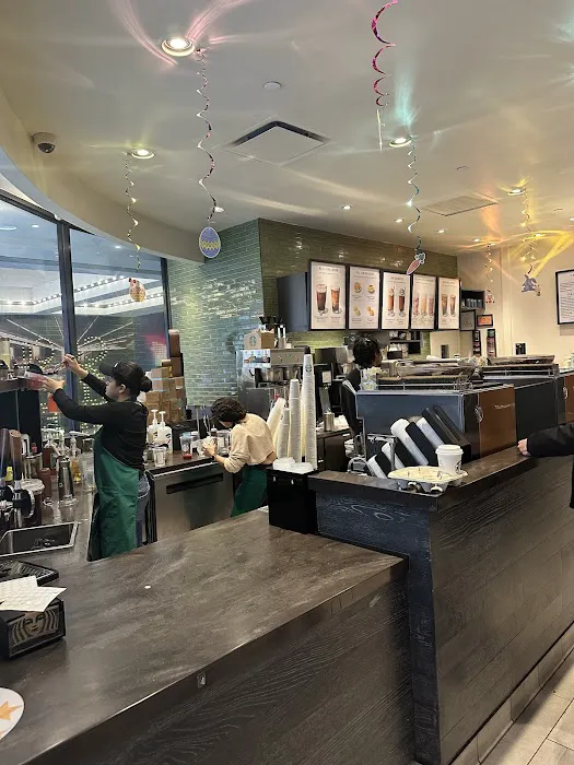 Starbucks Picture 10