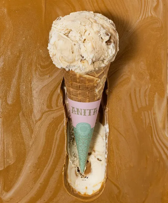 Anita La Mamma del Gelato Picture 10