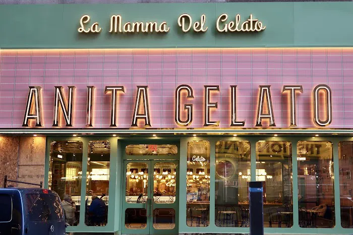 Anita La Mamma del Gelato Picture 3
