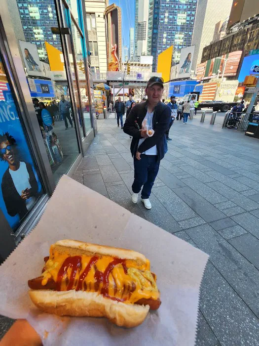 Hot Dogs 7th Ave Picture 3