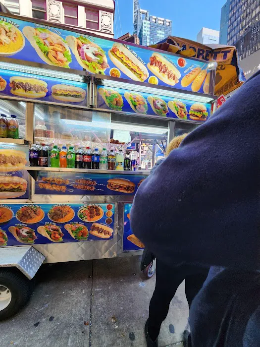 Hot Dogs 7th Ave Picture 4