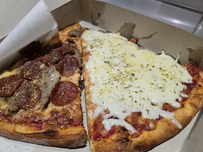 Patzeria Perfect Pizza Picture 10