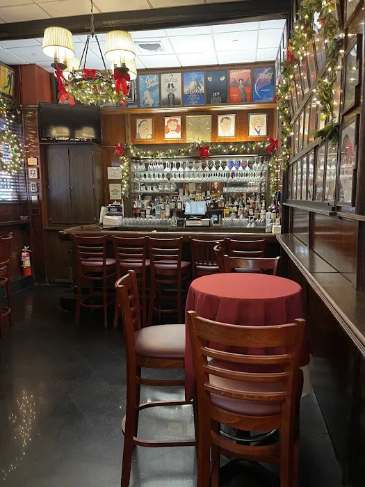 Sardi's Picture 6