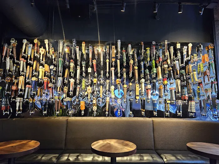 Yard House Picture 10