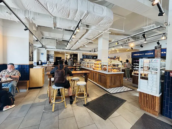 Paris Baguette Picture 1