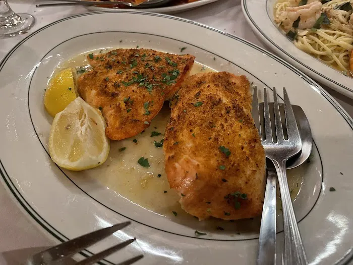Tony's Di Napoli Picture 7