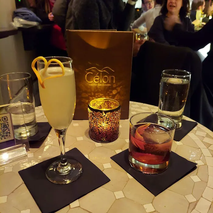 Célon Bar & Lounge Picture 4