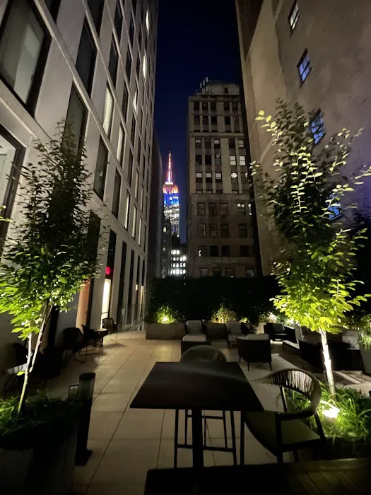 Terrazzo Bryant Park Picture 3