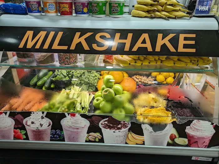 Midtown West Gourmet Deli Picture 9