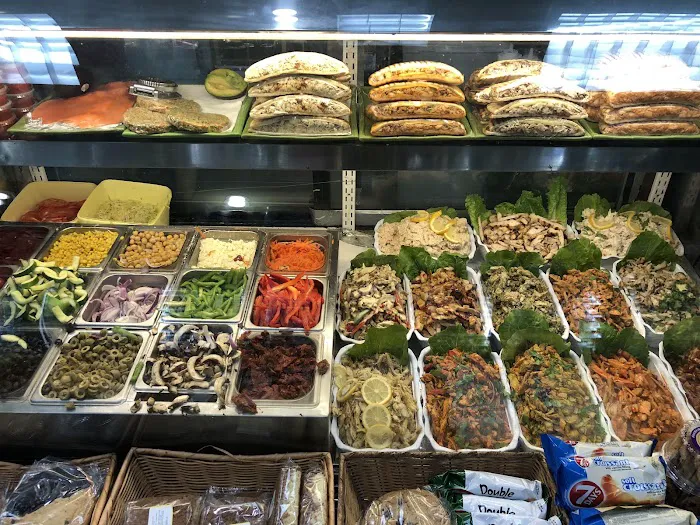 7 Brothers Famous Deli Picture 1