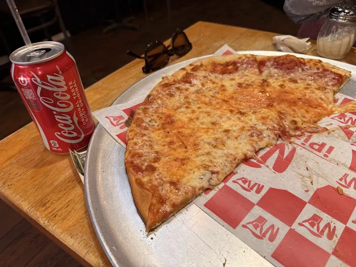 iPizzaNY -Hells Kitchen Picture 7