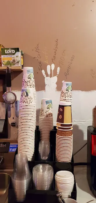 Mr. Oz Coffee Shop Picture 2
