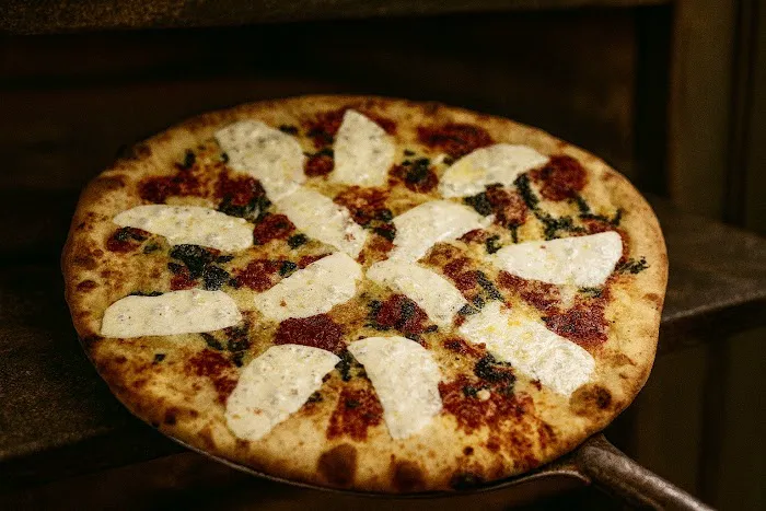 Pizza Spot hells kitchen Picture 4