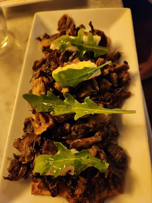 Vanguard Wine Bar (Midtown West) Picture 5