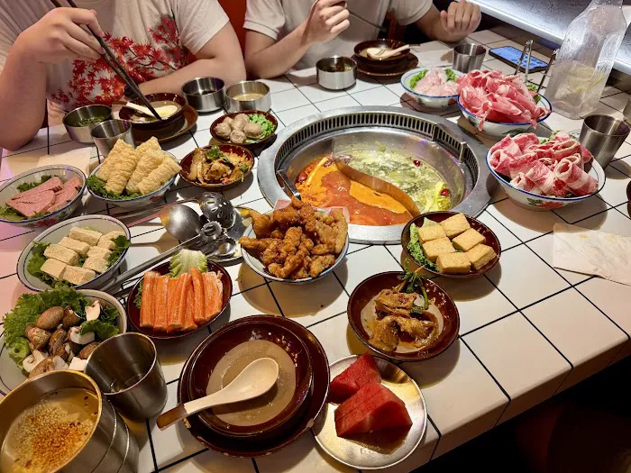 ER HOT POT - 6TH AVE 贰火锅 Picture 6