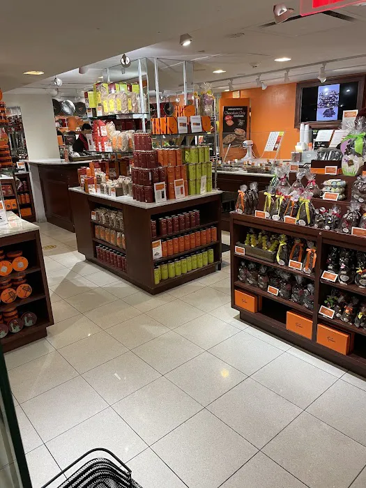 Jacques Torres Chocolate - Grand Central Terminal Picture 9