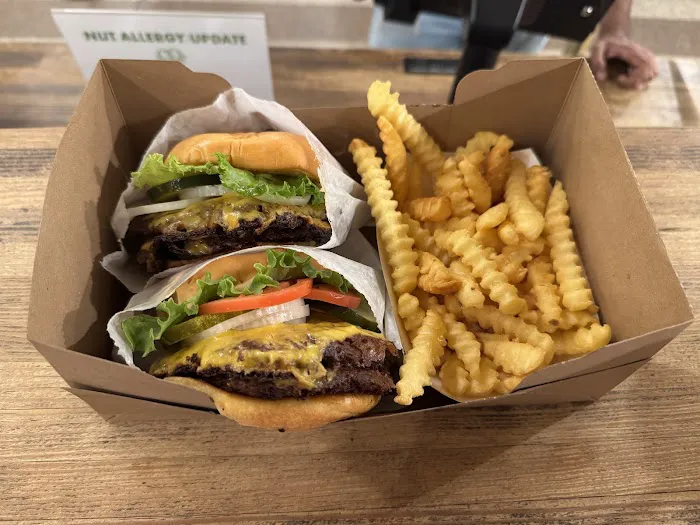 Shake Shack Grand Central Terminal Picture 1