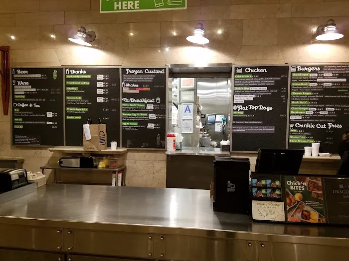 Shake Shack Grand Central Terminal Picture 3
