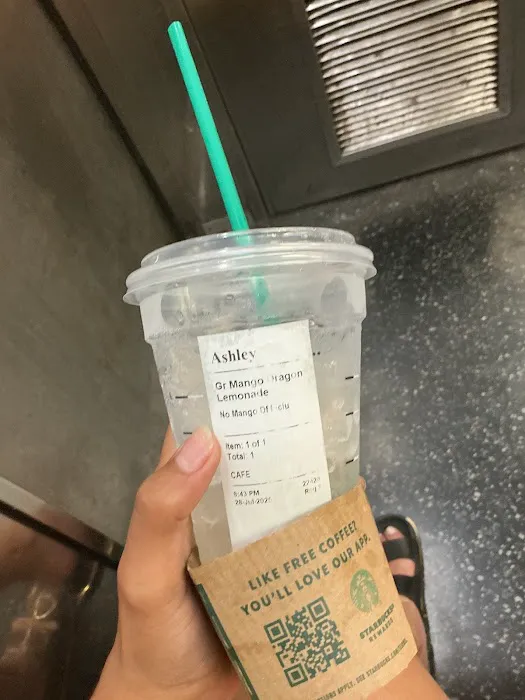 Starbucks Picture 4