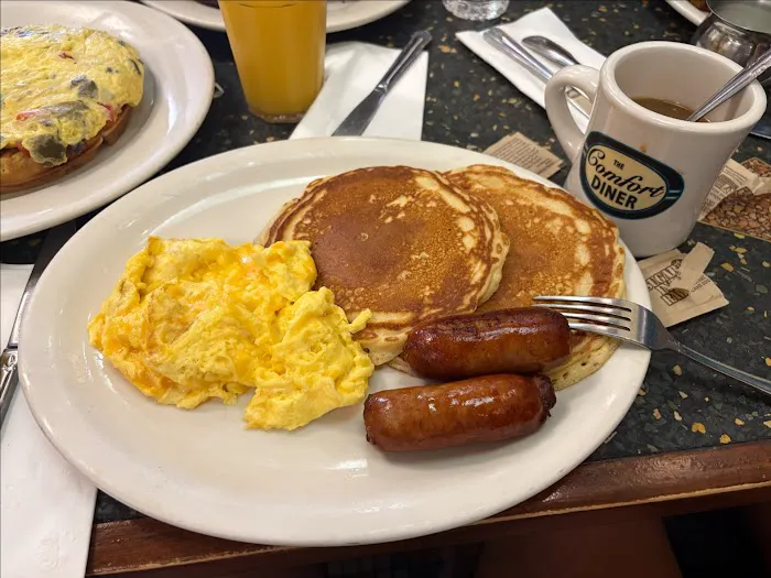 The Comfort Diner Picture 9