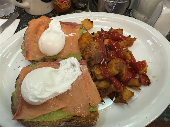 The Comfort Diner Picture 7