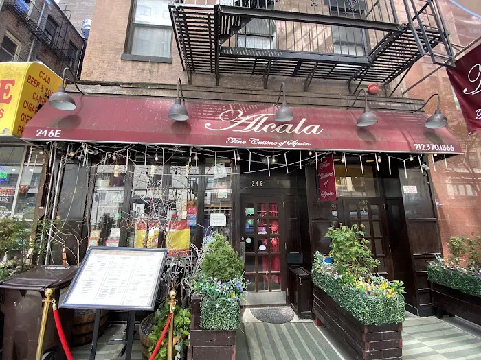 Spanish Restaurant Tapas - Alcala Picture 6