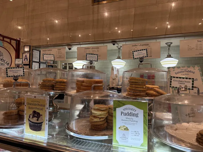 Magnolia Bakery - Grand Central Picture 4