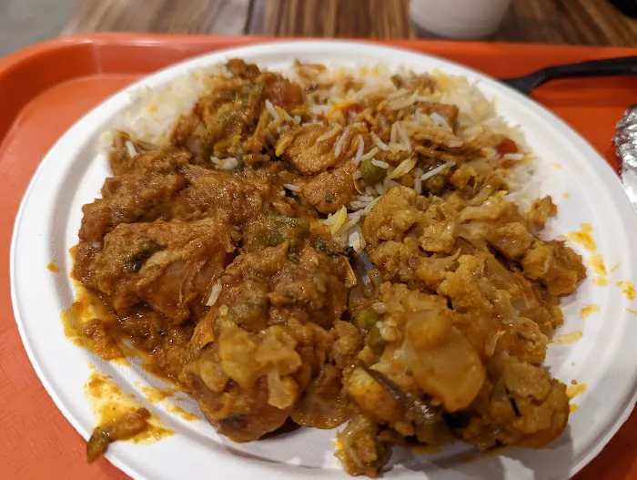 Joy Curry & Tandoor Picture 2