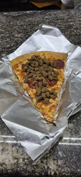 $1.50 Fresh Pizza Picture 9