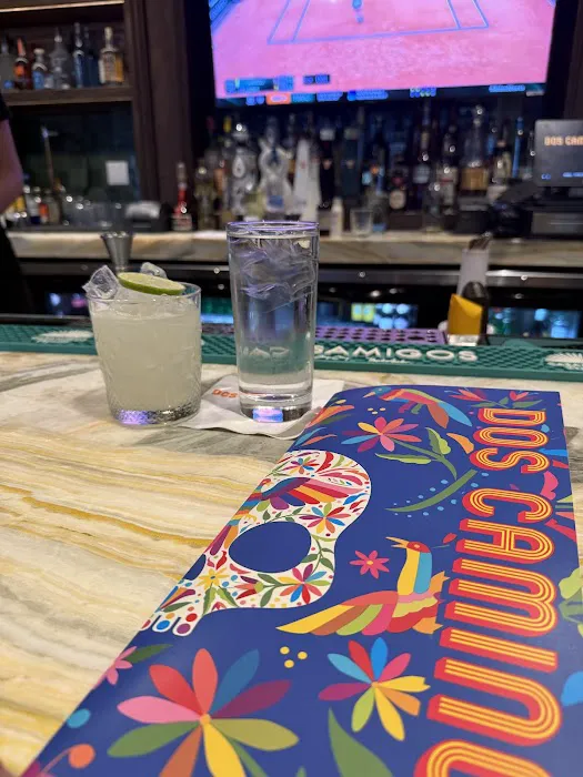 Dos Caminos Picture 4