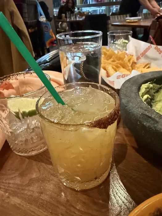 Dos Caminos Picture 5
