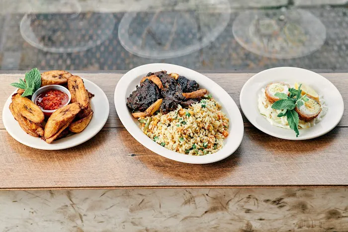 DF Nigerian Food Truck Picture 2