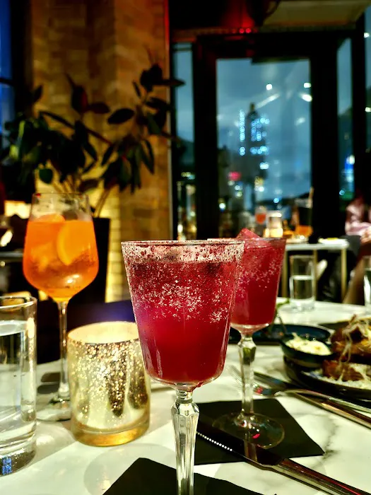 Ophelia Lounge NYC Picture 6