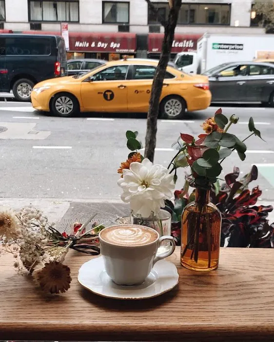 Remi Flower & Coffee Picture 8