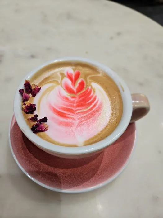 Remi Flower & Coffee Picture 1