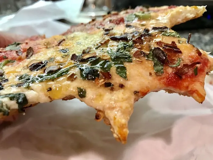 La Vera Pizzeria & Restaurant Picture 7