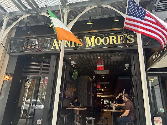 Annie Moore's Picture 2
