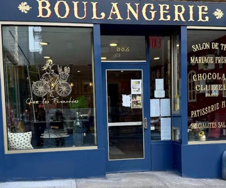 Chez les Frenchies Cafe