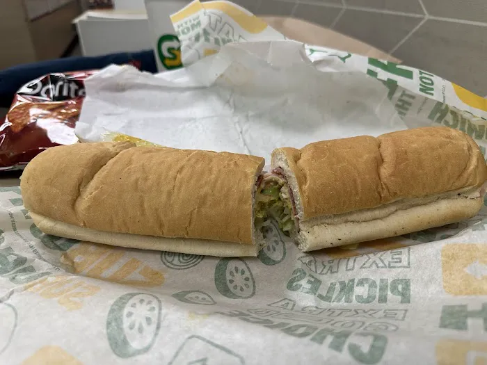 Subway Picture 8