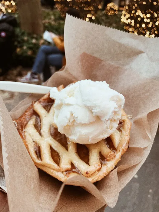 Winter Pie Shop Picture 2