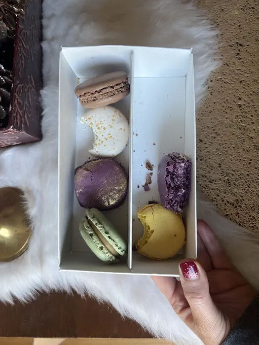 Woops! Macarons & Gifts (Bryant Park- Winter Village) Picture 3