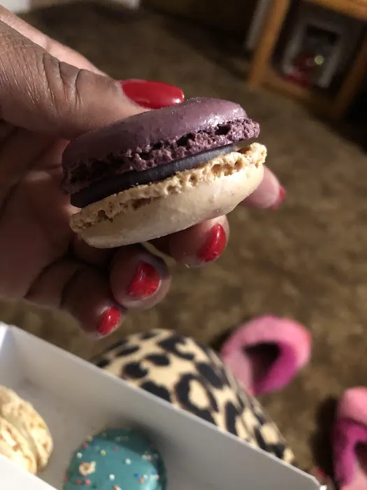 Woops! Macarons & Gifts (Bryant Park- Winter Village) Picture 2