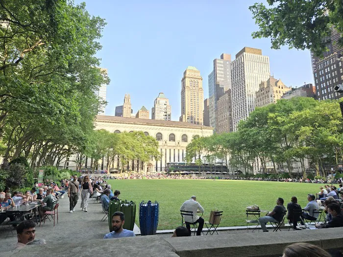 Bryant Park Grill Picture 5