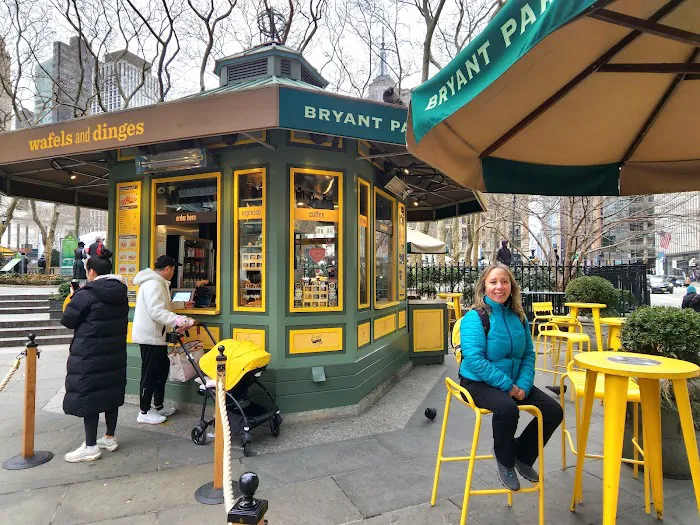 Bryant Park Café Picture 10
