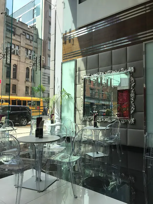 Fashion Bar & Restaurant Picture 9